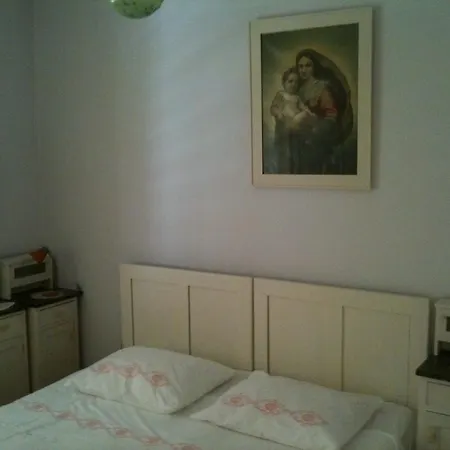 Hostel Guesthouse Mira Omis Room photo